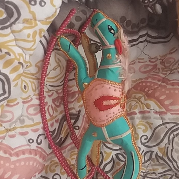 Beautiful toy or ornamint - Picture 4 of 4